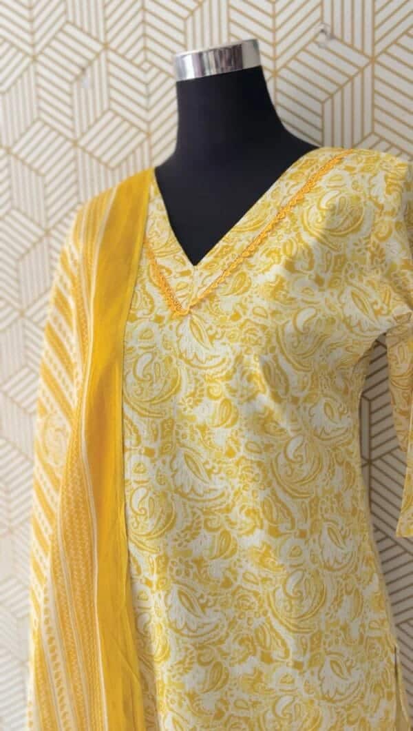 3 Pcs Cotton Side slit kurtis with bottom and Dupatta/2344 - Image 4