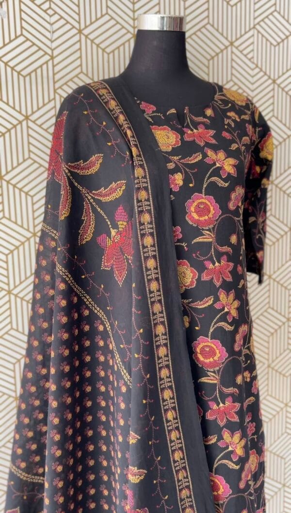 3 Pcs Cotton Side slit kurtis with bottom and Dupatta/2347 - Image 11