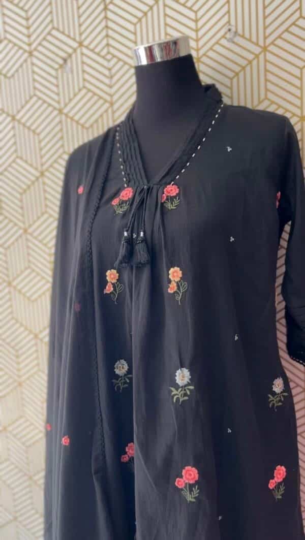 3 Pcs Mul Cotton Aline kurtis with bottom and Dupatta/2381