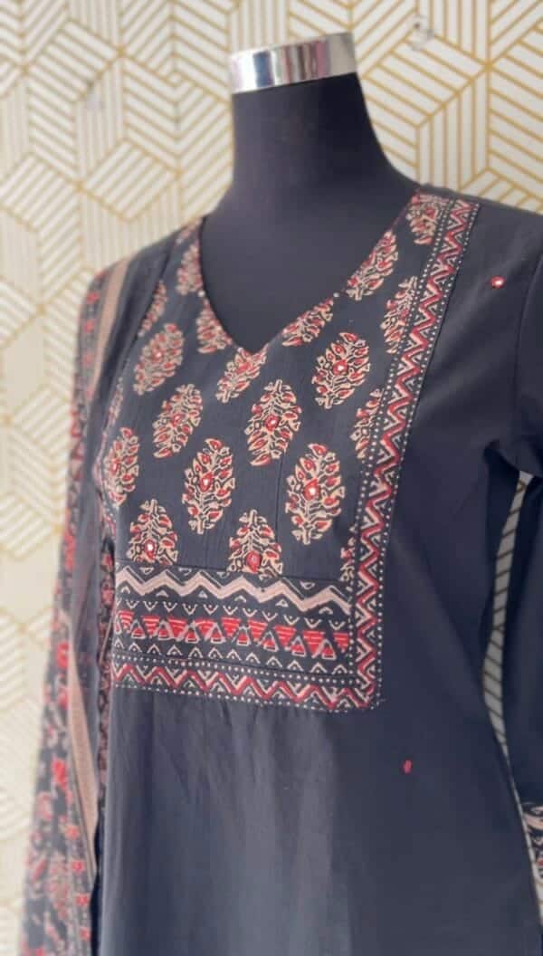 3 Pcs Cotton Side slit kurtis with bottom and Dupatta/2388 - Image 6