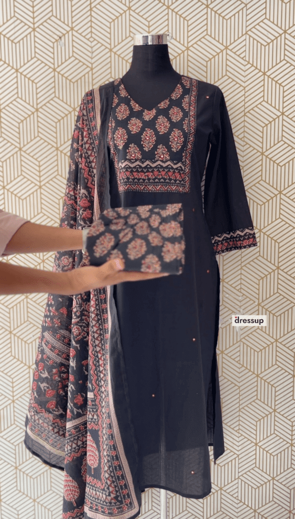 3 Pcs Cotton Side slit kurtis with bottom and Dupatta/2388 - Image 3