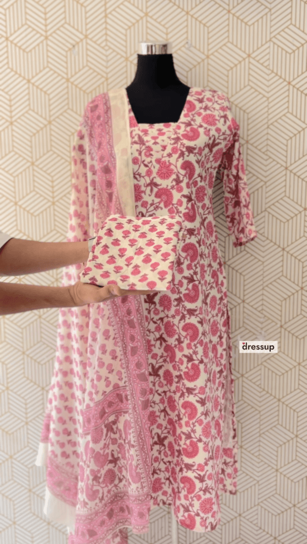 3 Pcs Cotton Side slit kurtis with bottom and Dupatta/2376 - Image 3