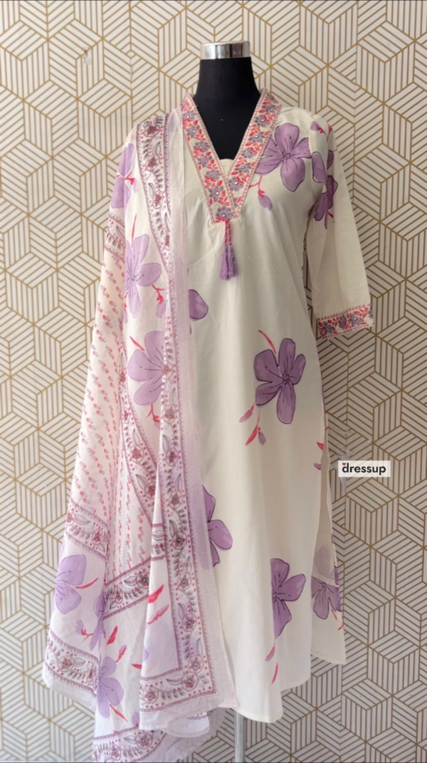 3 Pcs Cotton Side slit kurtis with bottom and Dupatta/2365 - Image 4