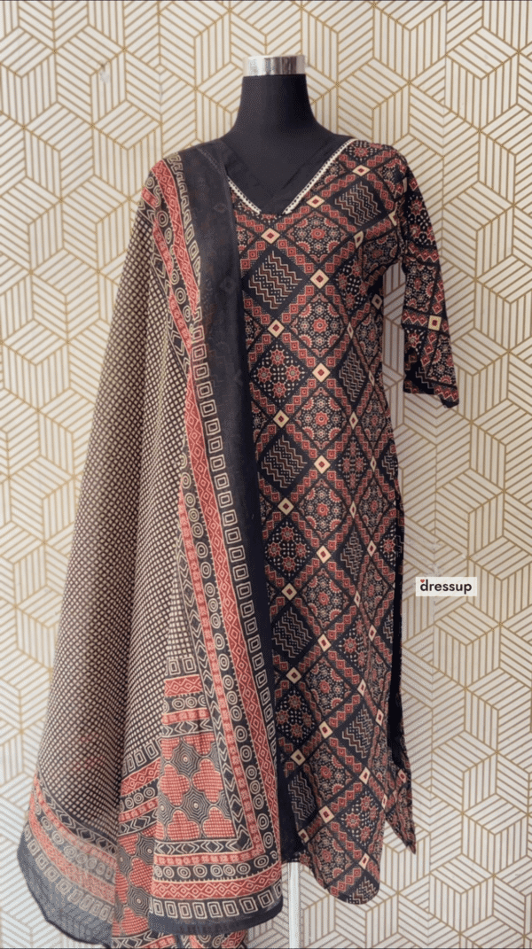 Ajrakh 3 Pcs Cotton Side slit kurtis with bottom and Dupatta/2348 - Image 4