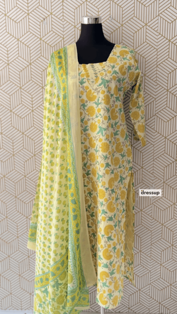 3 Pcs Cotton Side slit kurtis with bottom and Dupatta/2376 - Image 2