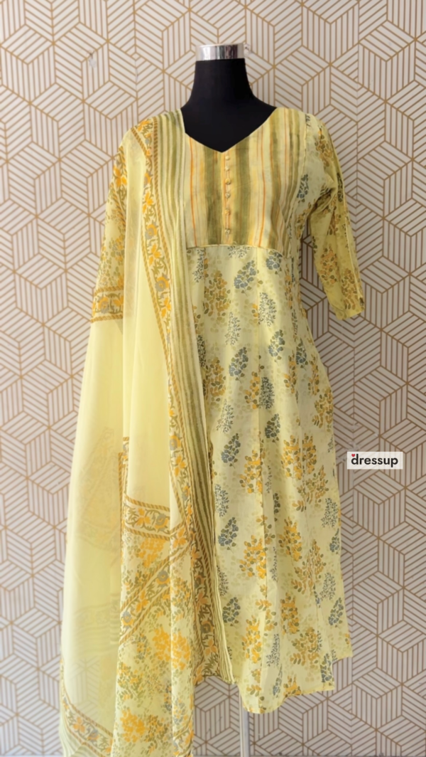 3 Pcs Cotton Aline kurtis with bottom and Dupatta/2346 - Image 2