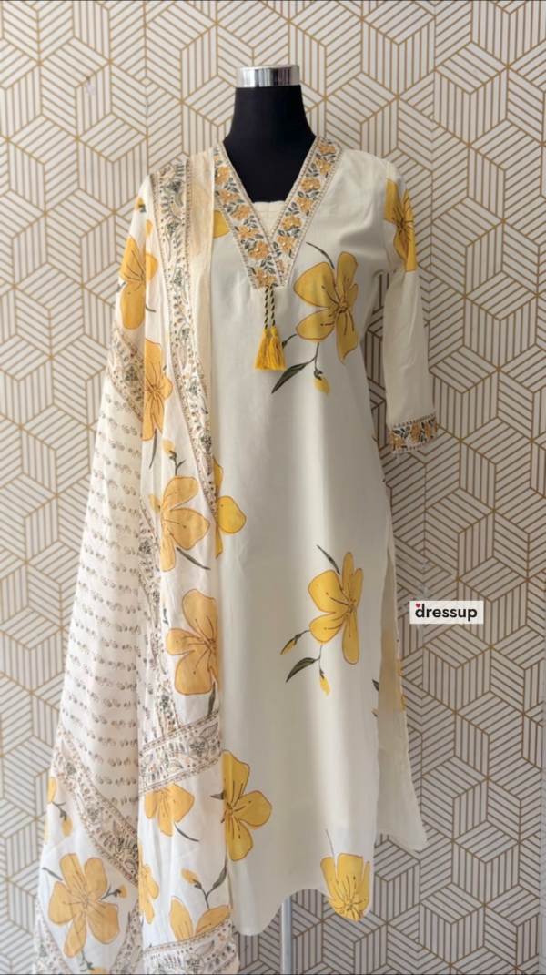 3 Pcs Cotton Side slit kurtis with bottom and Dupatta/2365 - Image 2
