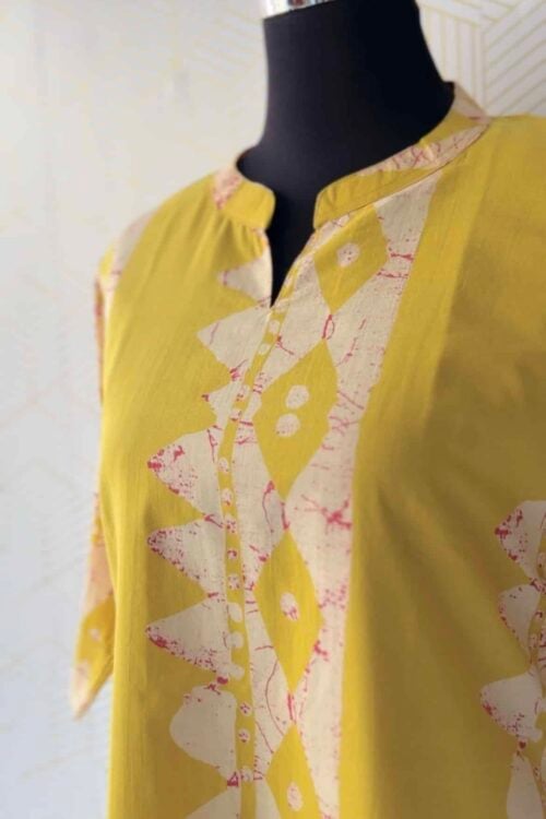 Cotton floral printed slide slitted kurtis/2864