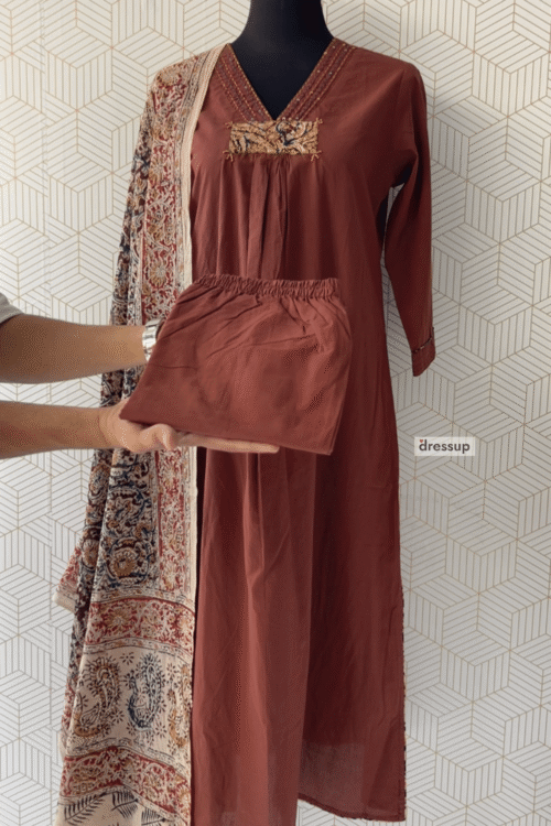3 Pcs Cotton side slitted kurtis with bottom and Kalamkari Dupatta/2896