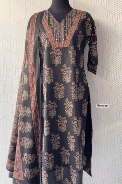 3 Pcs Cotton side slitted kurtis with bottom and Dupatta/2925