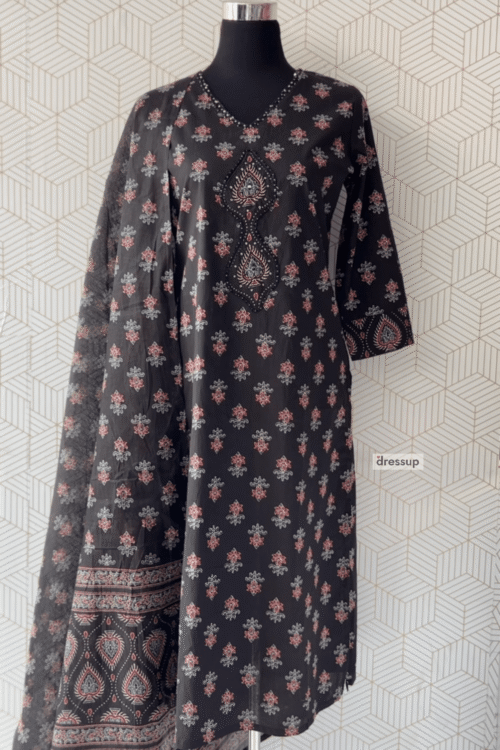 3 Pcs Cotton side slitted kurtis with bottom and Dupatta/3023
