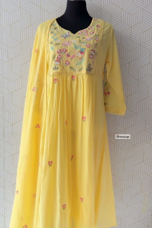 3 Pcs Mul Cotton Aline kurtis with bottom and Dupatta/3123