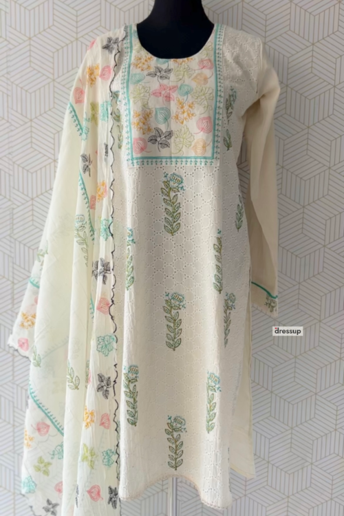 3 Piece Premium Off-White Hakoba Cotton Set with Colorful Embroidery & Scalloped Dupatta ✨/3106