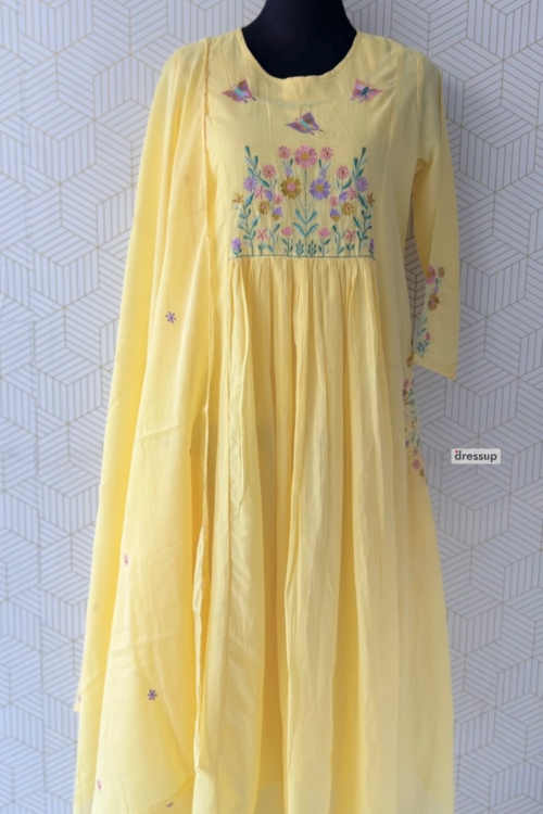 3 Pcs Mul Cotton Aline kurtis with bottom and Dupatta/3140