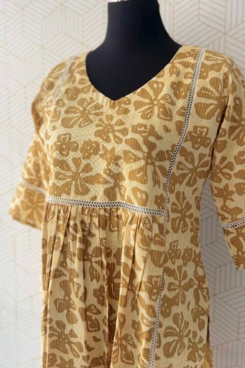 2 Pcs Cotton floral printed side slitted kurtis and bottom/3265