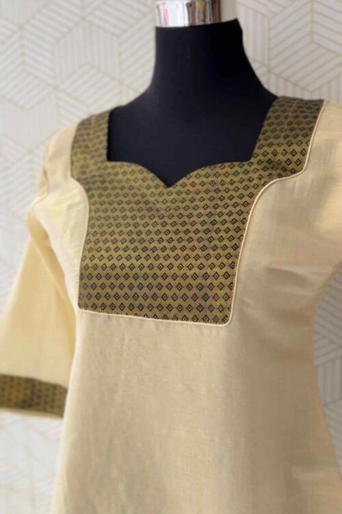 Onam Special Tissue Kurti With Lining & Side Slit/3646