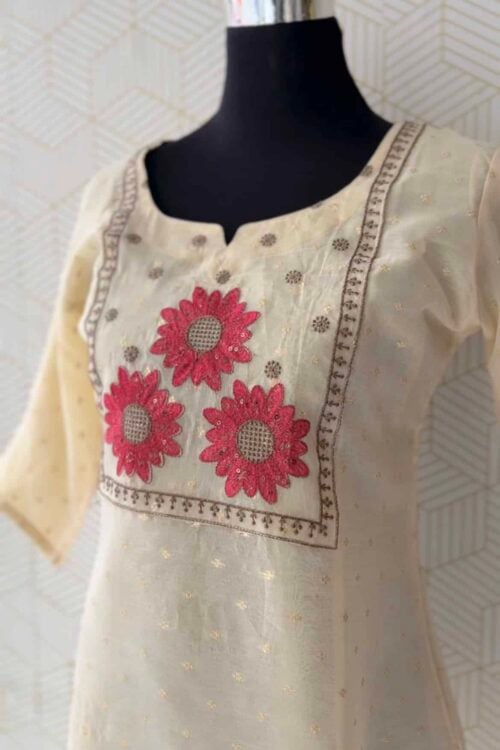 Onam Special Tissue Kurta with Bold Floral Embroidery /3656