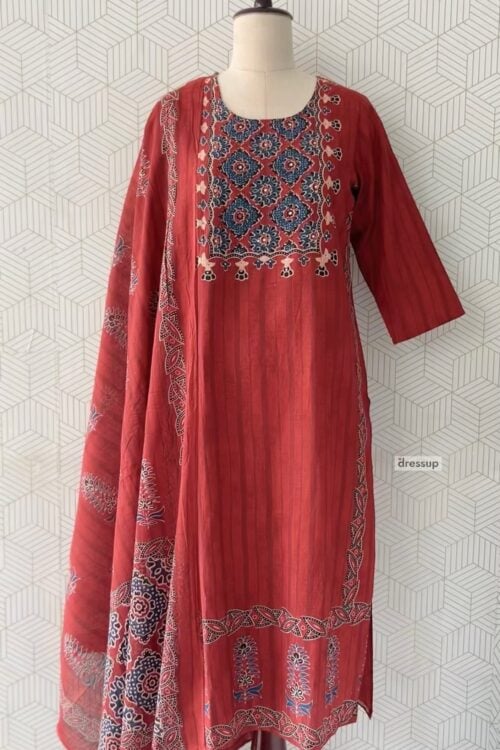 3 Pcs Cotton side slitted kurtis with bottom and Dupatta/3218
