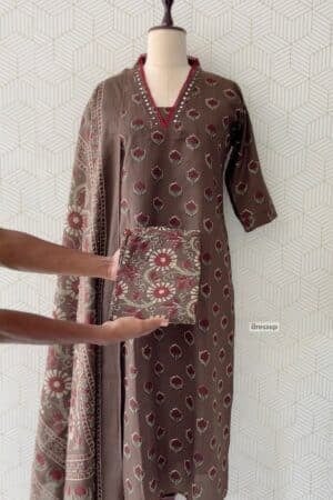 3 Pcs Cotton side slitted kurtis with bottom and Dupatta/4073 - Grey, L/40